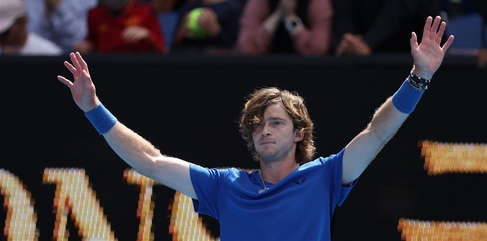 Рублев смехом ответил на вопрос о желании выйти в полуфинал Australian Open-2023