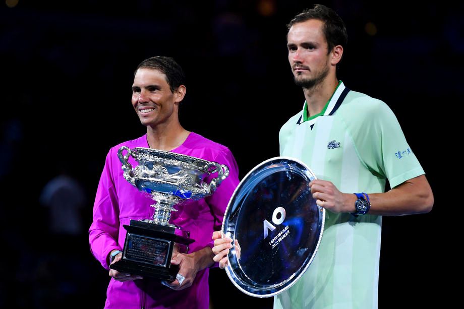 Медведев прокомментировал поражение от Надаля в финале Australian Open