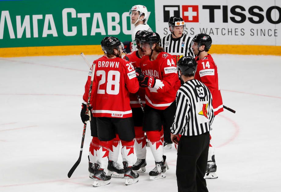 Швеция и Канада сохранили шансы на выход в плей-офф чемпионата мира