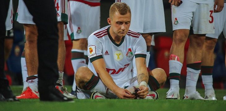 Баринов и Смолов раскритиковали поведение болельщиков «Локомотива»