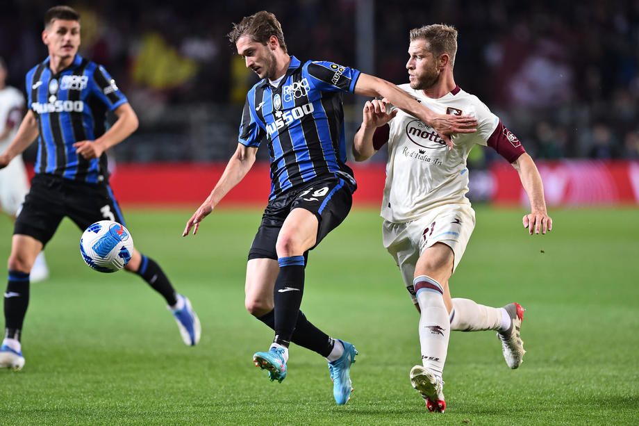 Тетрадзе о Миранчуке в «Аталанте»: Его на 5-10 минут выпускают – это называется играет? Тетрадзе о Миранчуке в «Аталанте»: Его на 5-10 минут выпускают – это называется играет?