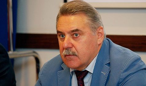 Главный тренер сборной России ушел с поста, но будет готовить команду к ЧМ-2022