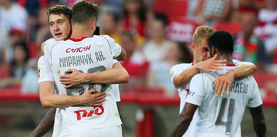 Лягте на пол, три-четыре!