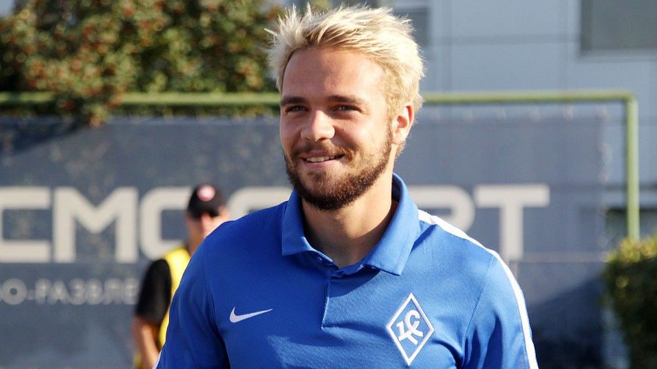 Как проходило задержание полузащитника «Крыльев Советов» Башкирова (ВИДЕО)