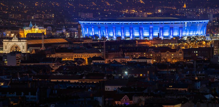 УЕФА проведет Суперкубок «Бавария» – «Севилья» со зрителями