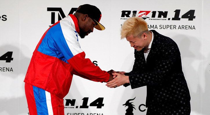 Безумный ублюдок будет драться со стручком. Макгрегор раскритиковал выбор соперника Мэйвезера на первый бой в MMA Безумный ублюдок будет драться со стручком. Макгрегор раскритиковал выбор соперника Мэйвезера на первый бой в MMA