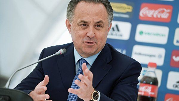 Виталий Мутко: Газон на «Санкт-Петербург Арене» не может расти под таким козырьком, через каждые три месяца он будет умирать