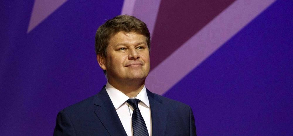 Дмитрий Губерниев призвал продолжить РПЛ без зрителей
