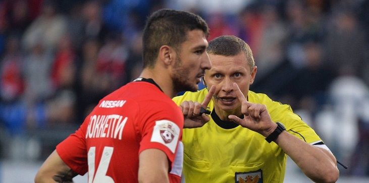 Арбитр Сельдяков, получивший «двойку» за матч «Спартак» — «Зенит», рассудит красно-белых в этом туре Арбитр Сельдяков, получивший «двойку» за матч «Спартак» — «Зенит», рассудит красно-белых в этом туре