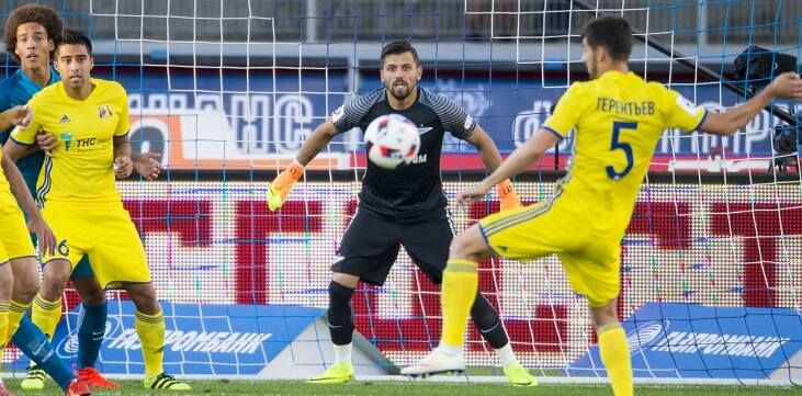 Юрий Лодыгин: Целый тайм был провальный для меня, и я потащил за собой всю команду