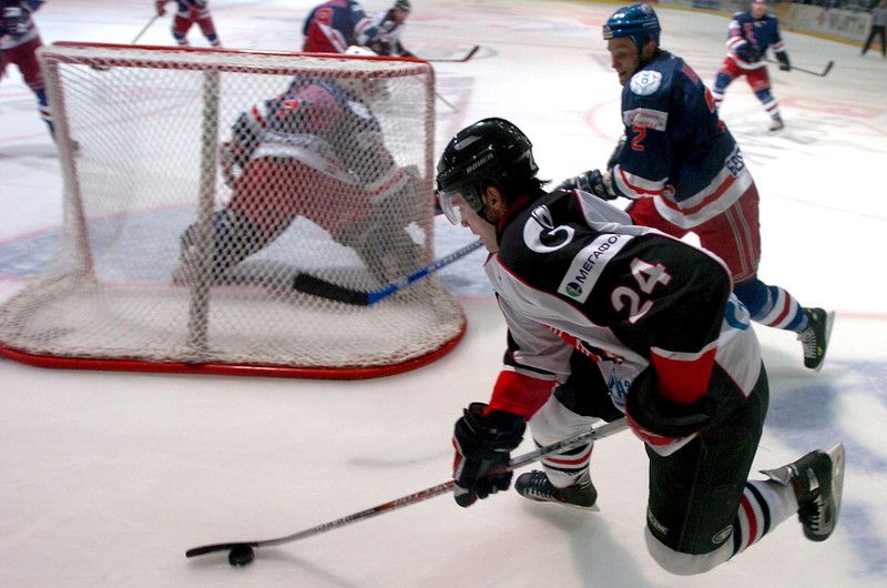 Каменский прокомментировал увольнение главного тренера «Авангарда» Каменский прокомментировал увольнение главного тренера «Авангарда»