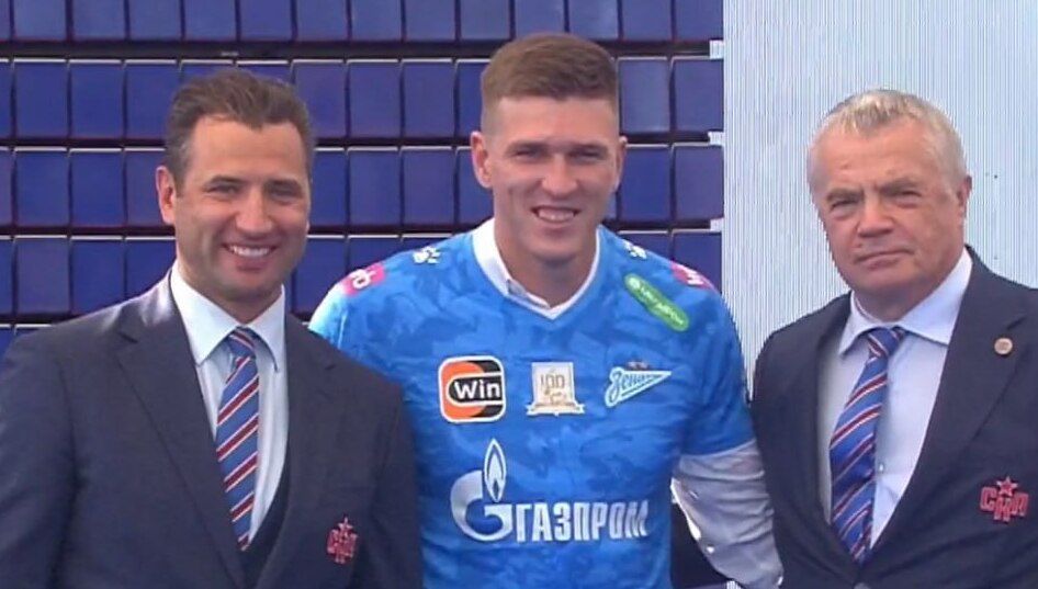 Официально: Александр Соболев перешел в «Зенит» из «Спартака»