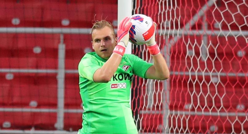 Губерниев жестко раскритиковал Максименко, пропустившего быстрый гол от «Наполи» Губерниев жестко раскритиковал Максименко, пропустившего быстрый гол от «Наполи»