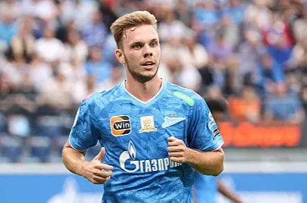 Селин назвал Глушенкова среди трех любимых игроков «Зенита»