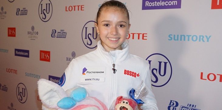 Камила Валиева показала свою домашнюю тренировку вслед за ТриоТутберидзе Камила Валиева показала свою домашнюю тренировку вслед за ТриоТутберидзе