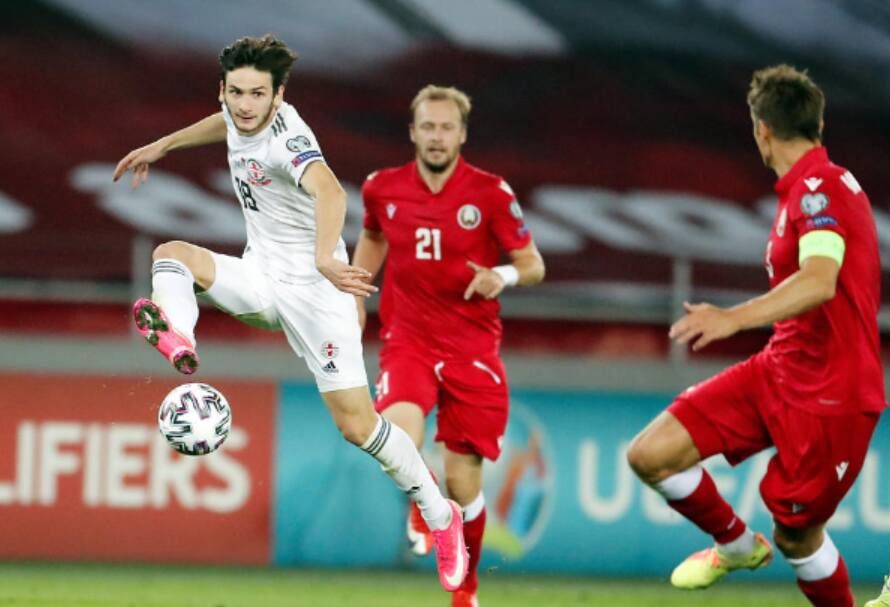 Российский чемпионат потерял двух самых ярких дриблеров. Скандальный отъезд легионеров из РПЛ