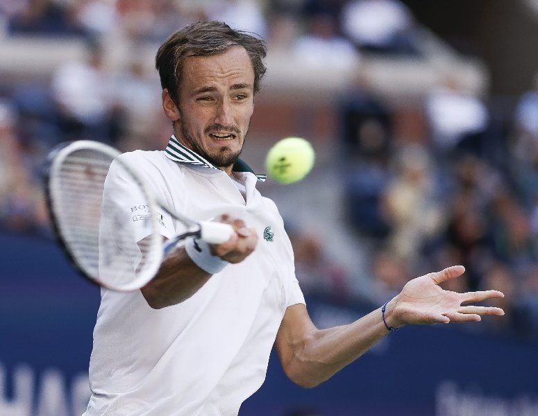 Медведев вышел в полуфинале US Open