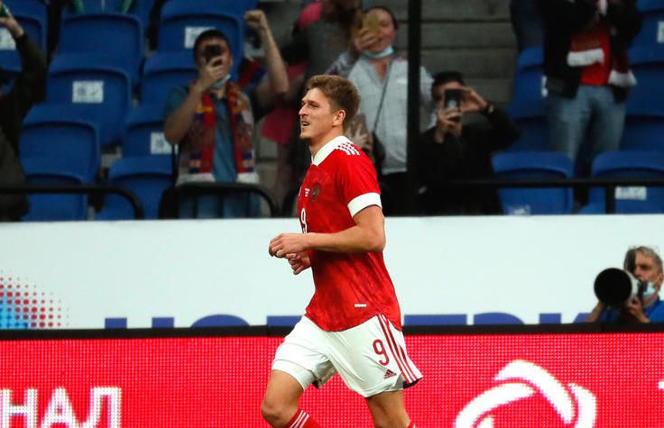 Александр Соболев: «Надо обыгрывать Данию и спокойно выходить из группы»