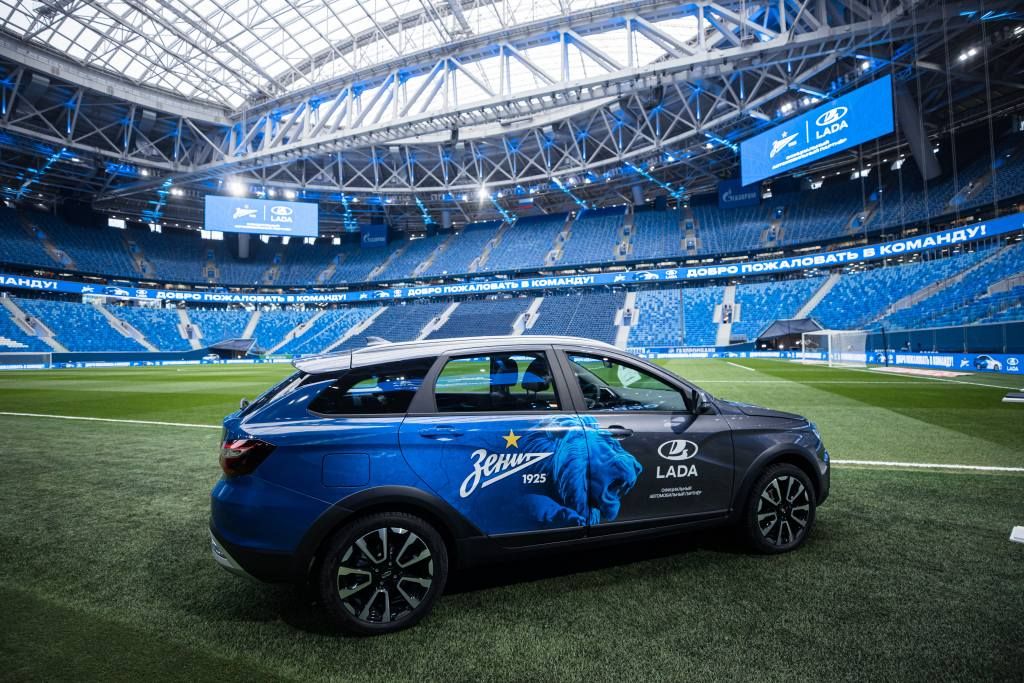 Клубный автомобиль LADA