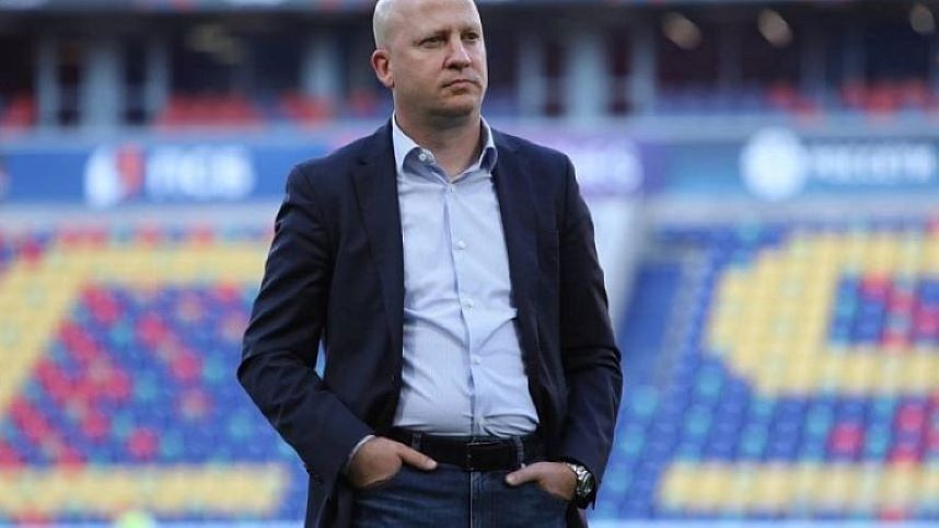 Тренер ЦСКА Николич прокомментировал падения Соболева