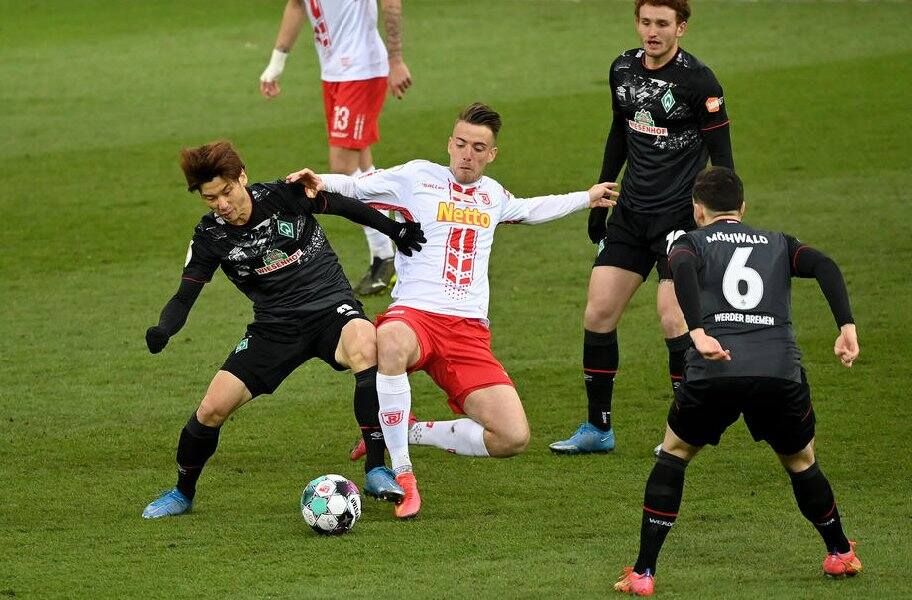 Агент немецкого футболиста Безушкова: Он готов поехать в Россию, есть несколько предложений