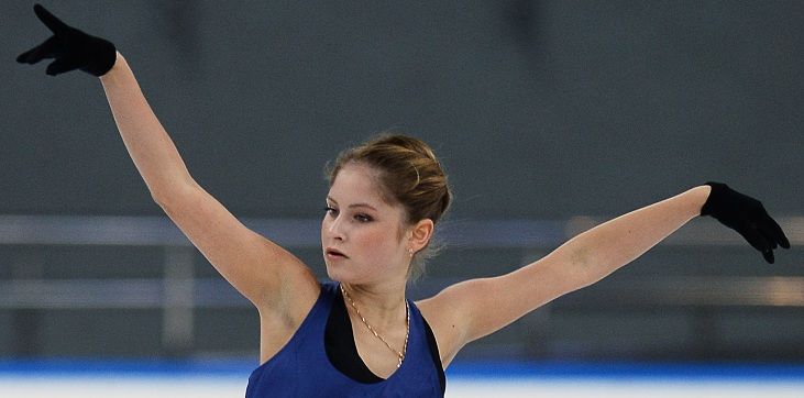 Липницкая из-за травмы завершила свое выступление на Гран-при в Москве