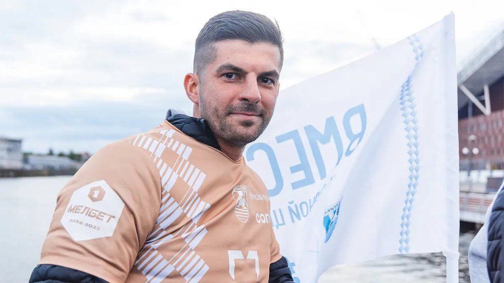 Денис Терентьев в Балтике.jpg