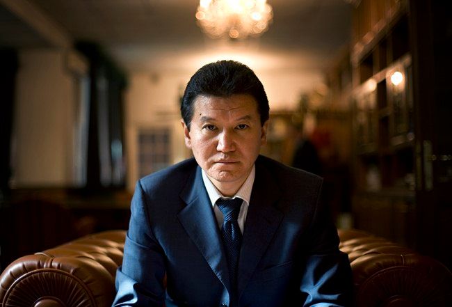 Илюмжинов снялся с выборов РШФ