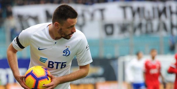 Нападающий «Динамо» поздравил Семака с чемпионством