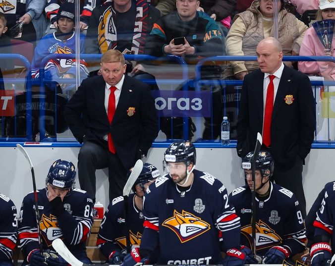 Разин высказался после поражения «Металлурга» «Ак Барсу» в 3-м матче серии плей-офф КХЛ