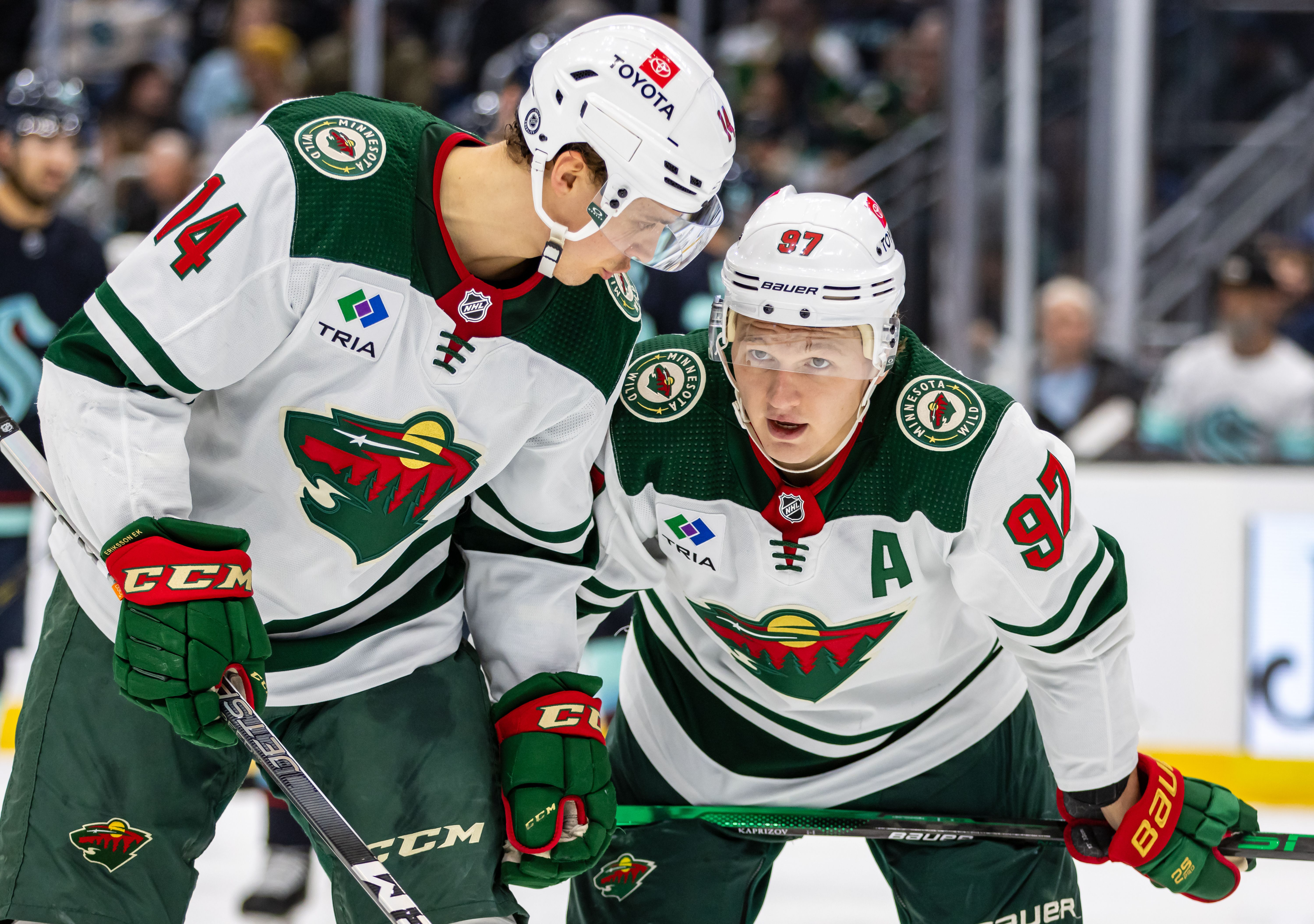 Joel_Eriksson_Ek_and_Kirill_Kaprizov.jpg