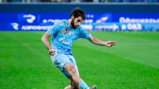 Адамов уйдет из «Зенита» этим летом. Он не хочет продлевать контракт