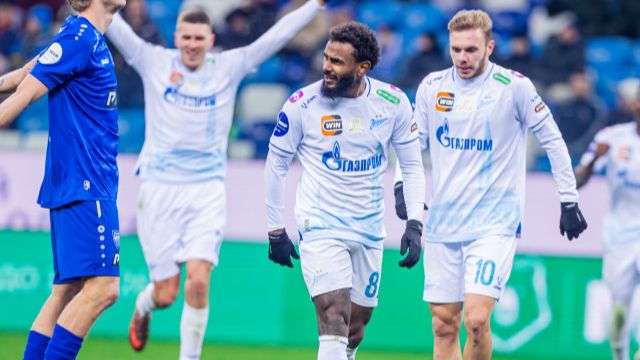 Фролов и Кукуян отсудят матч «Зенита» с «Динамо»