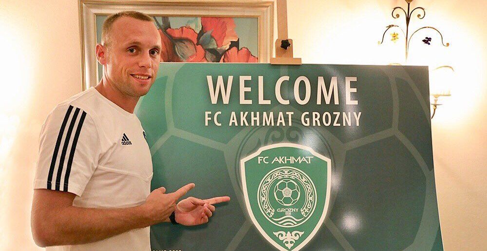 Глушаков проводит первую тренировку с «Ахматом»