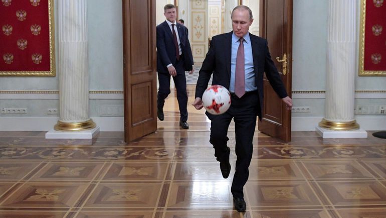 Они «умирали на поле». Почему Владимир Путин гордится сборной России после вылета с ЧМ-2018 Они «умирали на поле». Почему Владимир Путин гордится сборной России после вылета с ЧМ-2018
