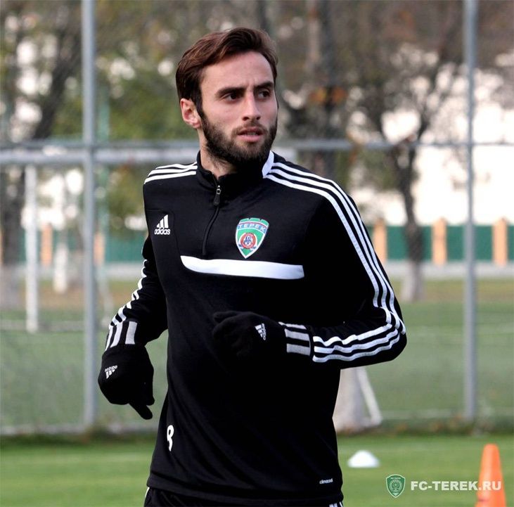 Маурисио тренируется в Дохе Маурисио тренируется в Дохе