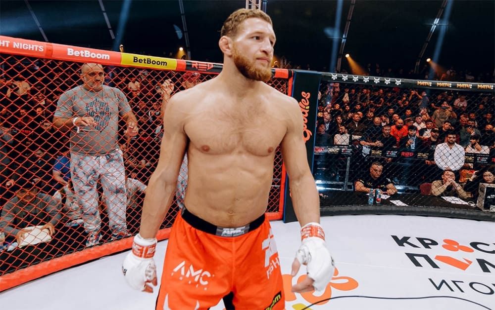 «Бегать не собираюсь, иду в военкомат»: Боец MMA Минеев сообщил, что получил повестку