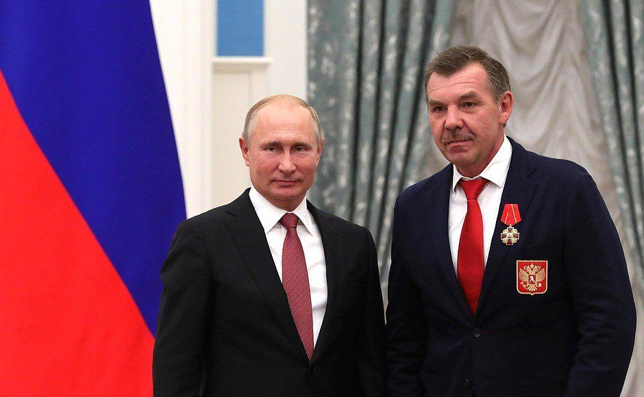 Знарок займется чужими внуками