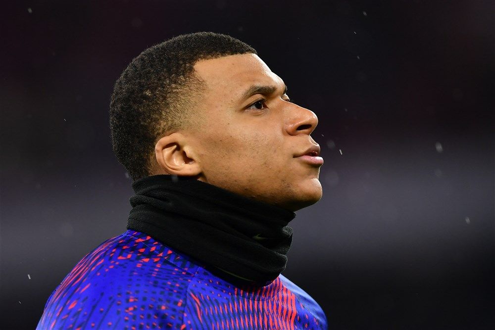 «Реал» готов подписать Мбаппе в 2024 году, если он публично извинится «Реал» готов подписать Мбаппе в 2024 году, если он публично извинится