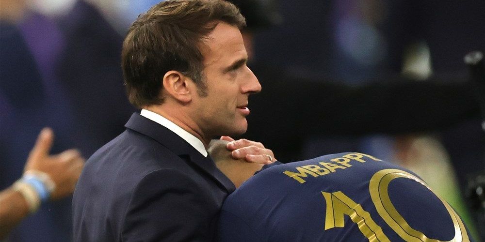 Макрон раскрыл детали его беседы с Мбаппе после финала чемпионата мира-2022 Макрон раскрыл детали его беседы с Мбаппе после финала чемпионата мира-2022