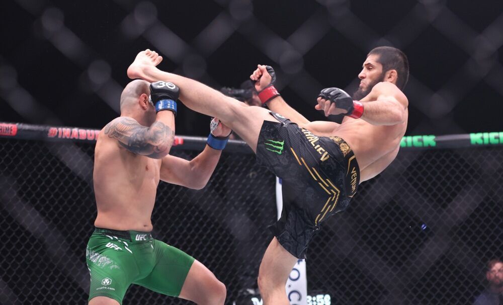 Бывший судья UFC Маккарти высказался о претензиях к Махачеву