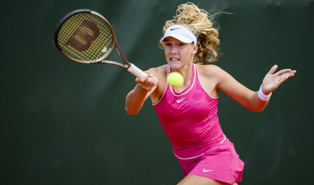 Российская теннисистка Андреева претендует на приз WTA лучшему новичку года