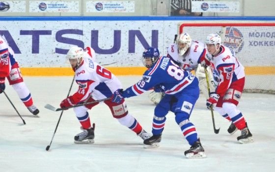 «Локомотив» обыграл «СКА-1946» и стал обладателем Кубка Харламова