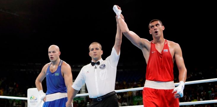 Российский боксер Тищенко завоевал золото Олимпиады