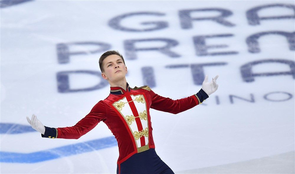 Коляда объяснил пропуск чемпионата России по фигурному катанию Коляда объяснил пропуск чемпионата России по фигурному катанию