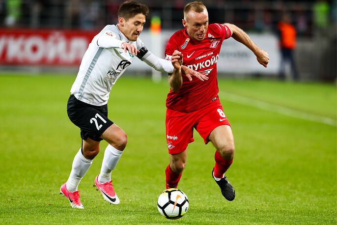 Денис Глушаков после матча с «Тосно»: В первом тайме казалось, что играем как в театре