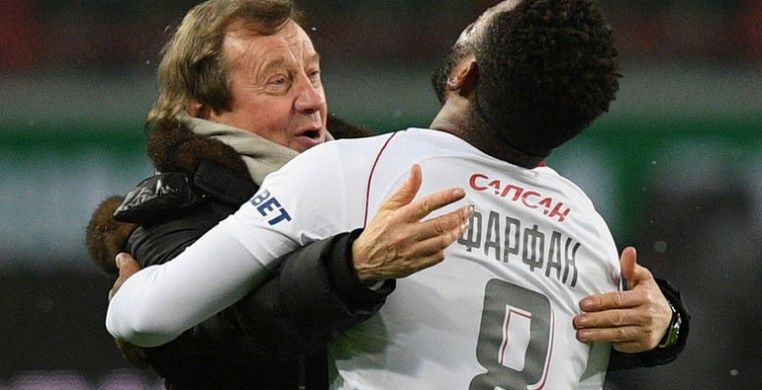 Виктор Панченко – о переходе Фарфана: Семин просыпается, а у него на завтраке сидит новый футболист. Звонит мне: «Кто это?»