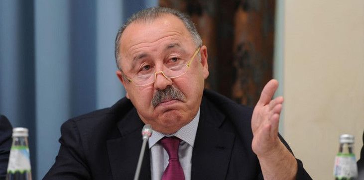 Газзаев заявил, что в российском футболе нужно менять ущербную психологию