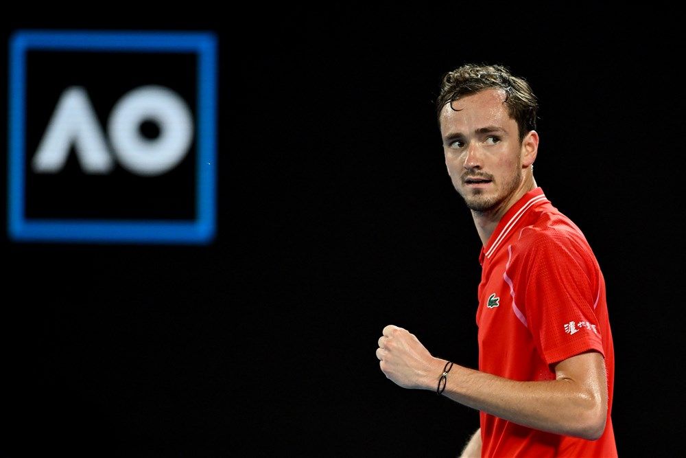 Медведев надеется, что его дочка улыбнется после его победы на турнире в Роттердаме Медведев надеется, что его дочка улыбнется после его победы на турнире в Роттердаме