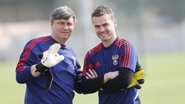 Овчинников оценил шансы на возвращение Акинфеева в сборную Овчинников оценил шансы на возвращение Акинфеева в сборную